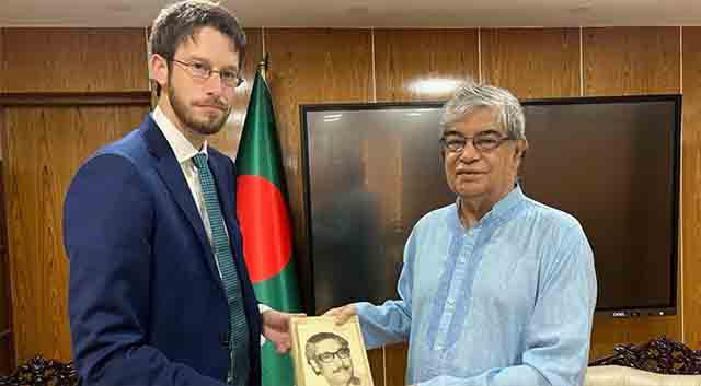 বাংলাদেশে গুগলের অফিস ও ডাটা সেন্টার স্থাপনে মন্ত্রীর আহ্বান