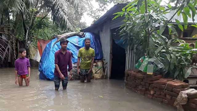 বন্যায় ক্ষতিগ্রস্ত ৪৯ লাখ মানুষ, ১৮ জনের মৃত্যু