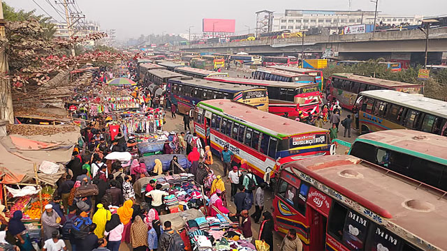 ভোটের টানে গ্রামমুখী মানুষের ঢল, গাজীপুরে মহাসড়কে ভয়াবহ যানজট