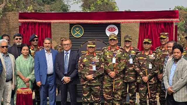 নির্বাচনে দায়িত্ব পালনে নিরপেক্ষ থাকার নির্দেশ দিলেন সেনাপ্রধান