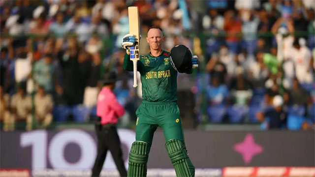 আন্তর্জাতিক ক্রিকেটকে বিদায় জানালেন প্রোটিয়া তারকা ব্যাটার