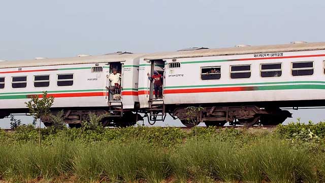 সিলেটে দুই দিন পর রেল যোগাযোগ স্বাভাবিক