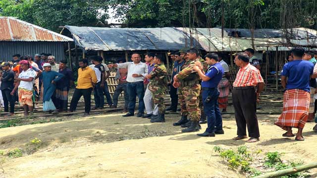 গুরুদাসপুর থেকে প্রায় ১০ লাখ টাকার অবৈধ জাল উদ্ধার