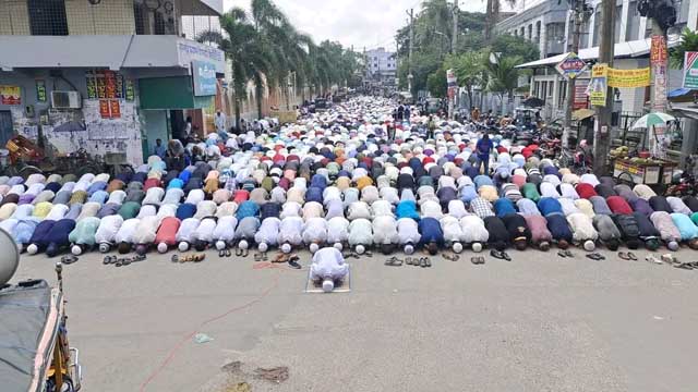 যশোরে জামায়াতে ইসলামীর নফল নামাজ আদায়, শান্তি-শৃংখলা বজায় রাখার আহবান