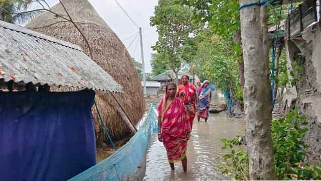 রিমাল: খুলনার দাকোপে এখনো পানিবন্দি ৩ হাজার মানুষ