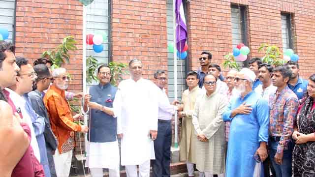 বর্ণাঢ্য আয়োজনে ডিআরইউয়ের ৩ দশক উৎসব উদযাপিত