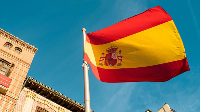 স্পেনে বৈধতা পাচ্ছেন ৫ লাখ অভিবাসী, আশার আলো দেখছেন বাংলাদেশিরা