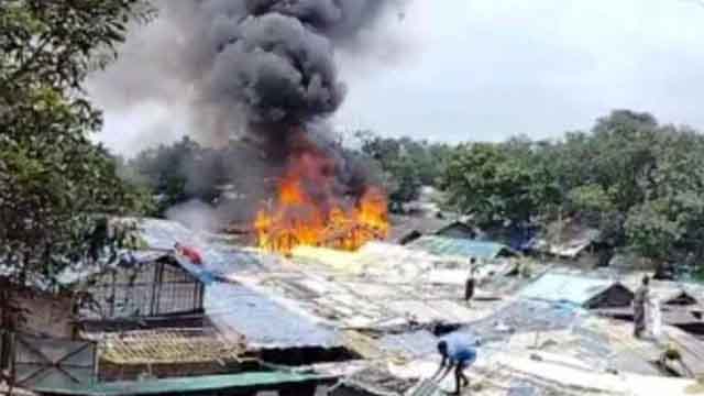 উখিয়ার থাইংখালীতে রোহিঙ্গা ক্যাম্প আবারও আগুন