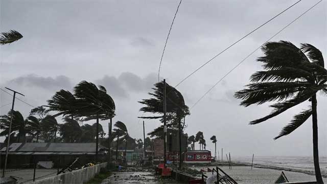 যেসব জেলায় দুপুরের মধ্যে ঝড়ের শঙ্কা