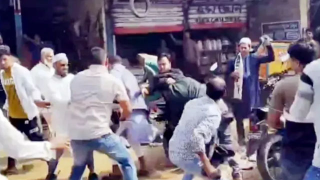 ফেসবুকে গণভোটের স্ট্যাটাসকে কেন্দ্র করে জামায়াত-বিএনপির সংঘর্ষ