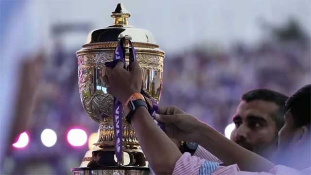 স্থগিত আইপিএল, বাকি অংশ আয়োজন করতে চায় ইংল্যান্ড